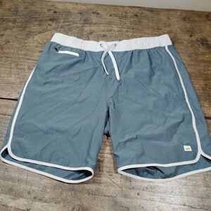 Vuori Shorts XL Banks Athletic Performance Drawstring Pocket Stretch V330